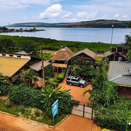 Homeonthenile Jinja Kültér fotó